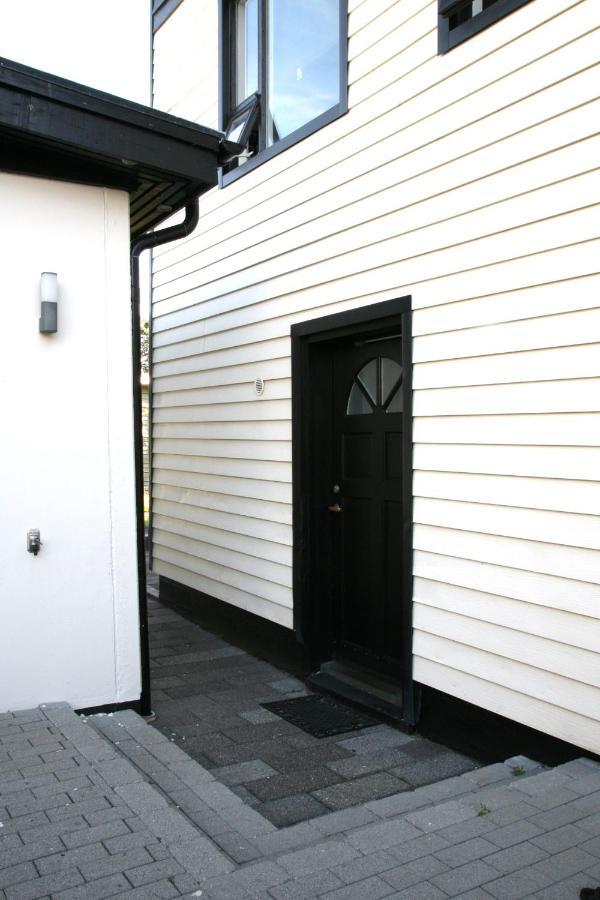 Spacious & Refurbished 1 Bedroom Apartment In Suburban Reykjavik Garthabaer Dış mekan fotoğraf